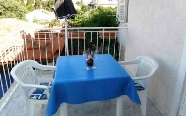 Studio Apartment Vedran Blu