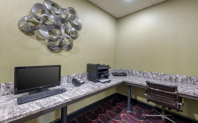 Comfort Inn & Suites Artesia