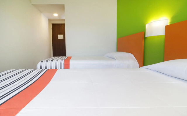 City Express Junior by Marriott Toluca Aeropuerto