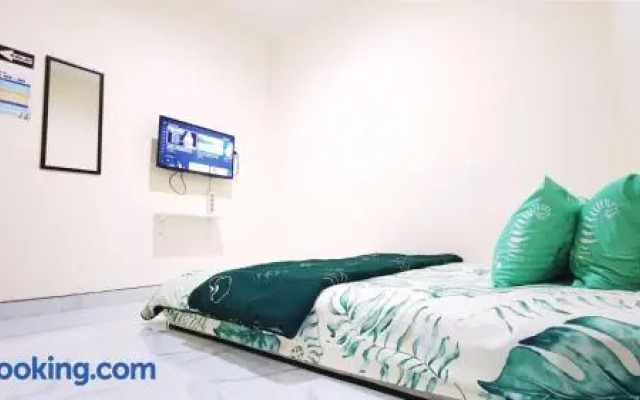 Surabaya Homey near UNAIR (Syariah)