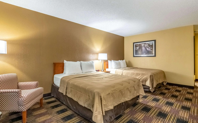 Quality Inn Newton at I-80