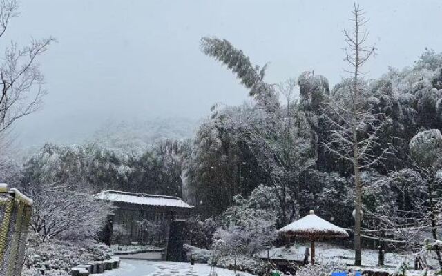 Kaichen Puju Hot Spring Village Resort Hotel
