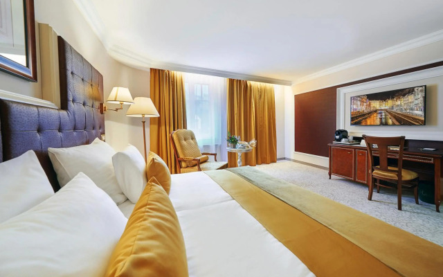 CARLSBAD PLAZA Medical Spa & Wellness hotel