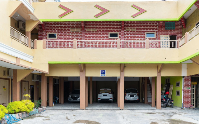 RedDoorz Syariah near Citraland Banjarmasin