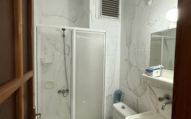 Eren Otel Çeşme