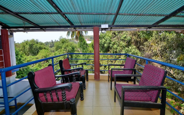 OYO 833 Hotel Prince Santosh Holiday Homes