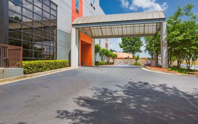 Budgetel Inns & Suites - Atlanta Galleria Stadium