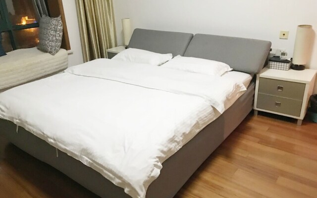 Hua Ting Residence