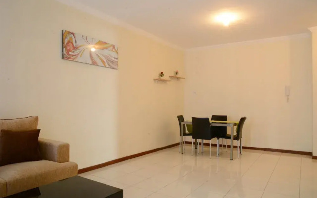 Luxury Design Grand Palace Kemayoran Apartment With Private Bathtub