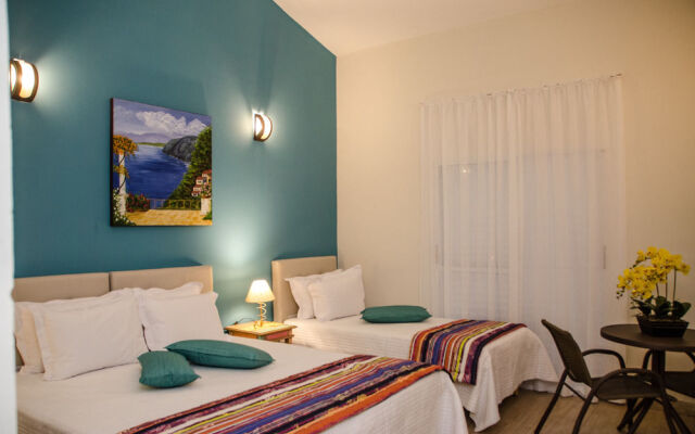 Hotel Mil Flores