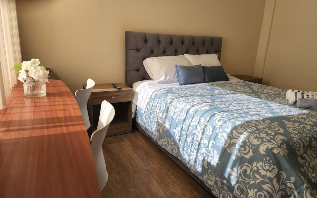 Altamira Apartsuites