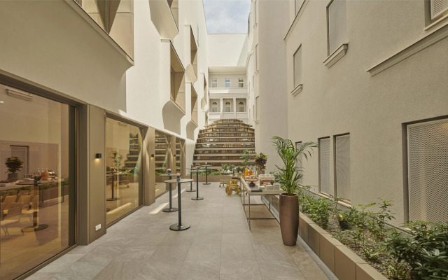 Párisi Udvar Hotel Budapest, part of Hyatt