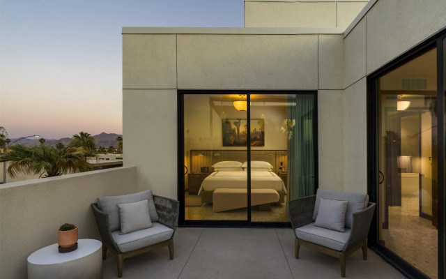 Thompson Palm Springs, by Hyatt