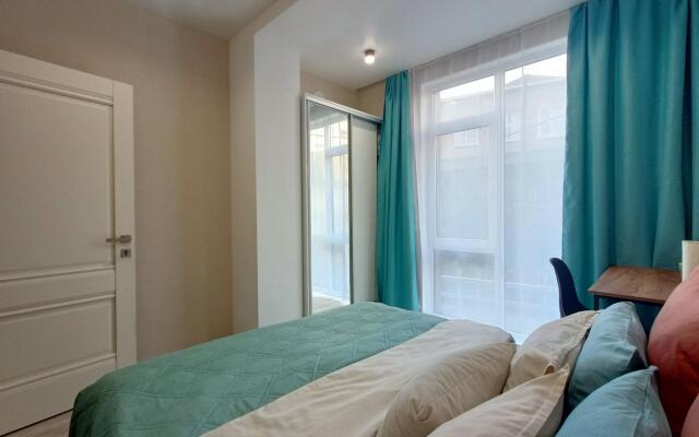 Apartments in the Sapphire residential complex on Kaspiyskaya 68