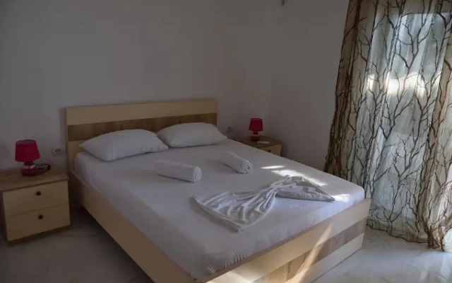 Rojela Rooms