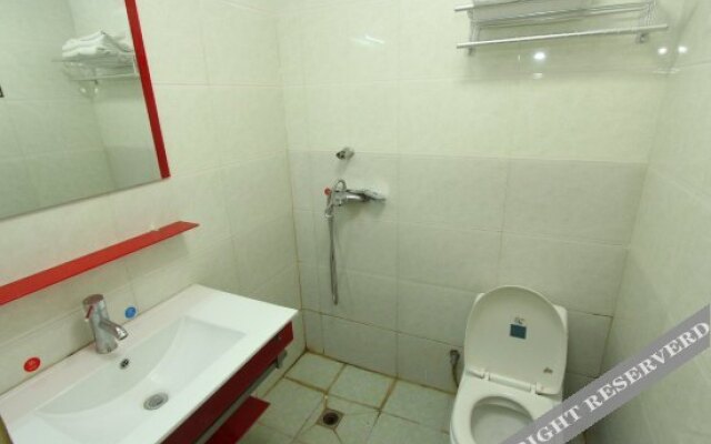 Yiyuan 158 Hotel Guanggu Road