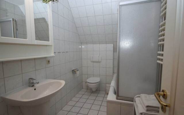 On the old River Modern Retreat