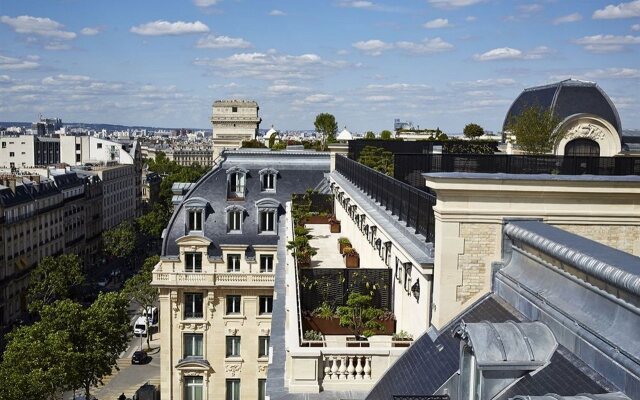 The Peninsula Paris