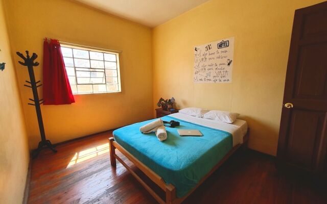 Econunay Hostels