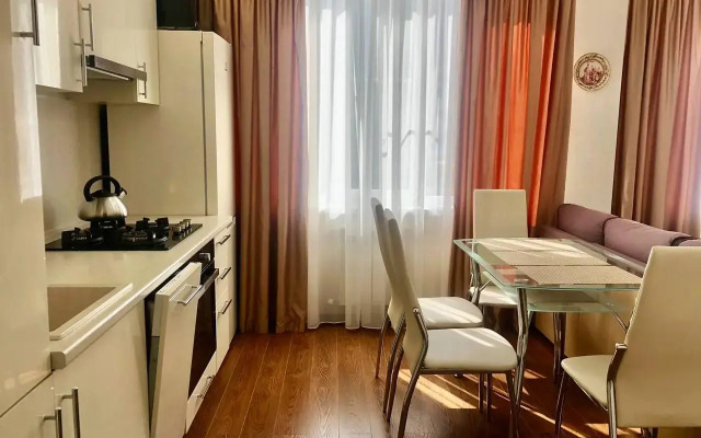 Sochi for three nights at 41 Izvestiinskaya Street