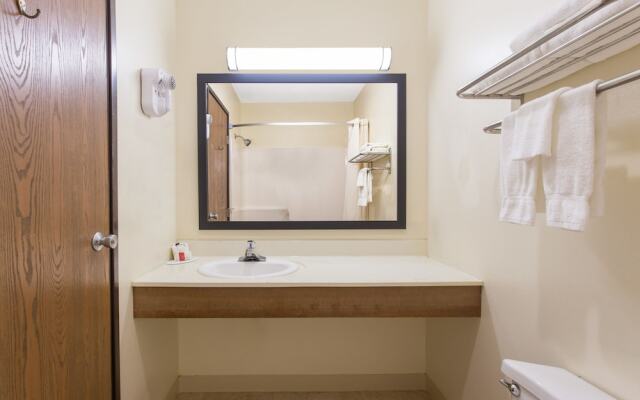 Knights Inn Eau Claire