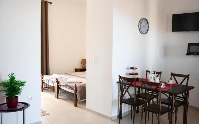 Katerina Apt 1 - Balcony & Great views near Beach