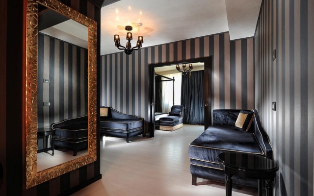 Carnival Palace Hotel