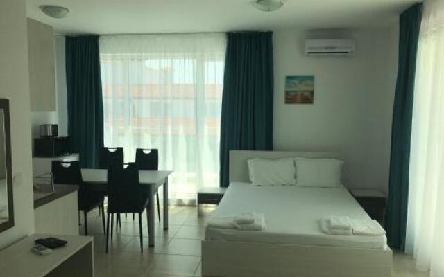 Sea Life Apartments Sinemorets