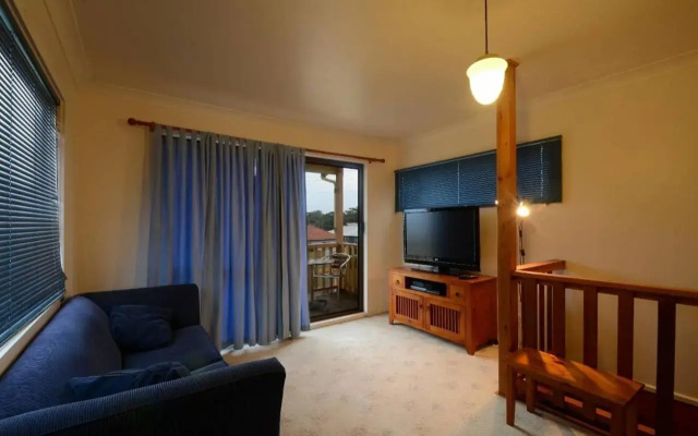 Seahaven Beach House - Shellharbour
