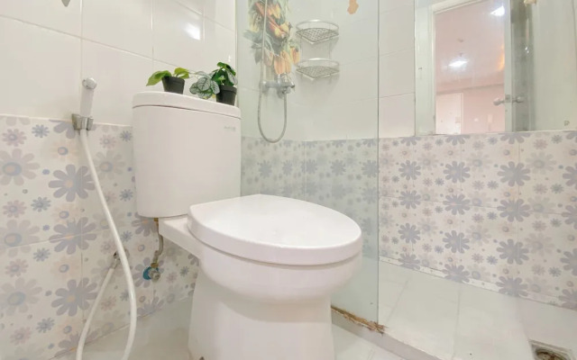 Homey 1BR Apartment @ Bassura City