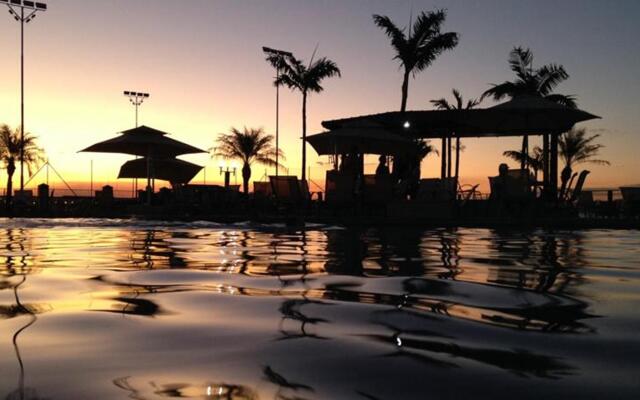 Lake Side Apart Hotel