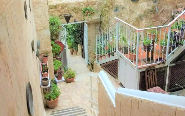 Abu Saeed Hostel