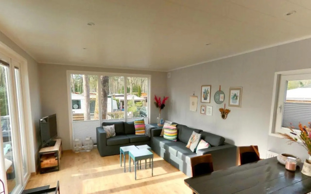 Luxe Chalet bij Hoenderloo - recreation only