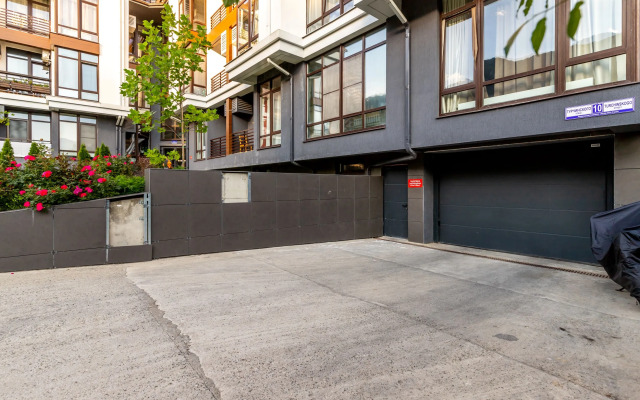 Море апартаментов на Турчинского 10