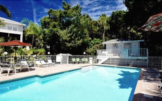 Izzy's Place by Wagner Realty