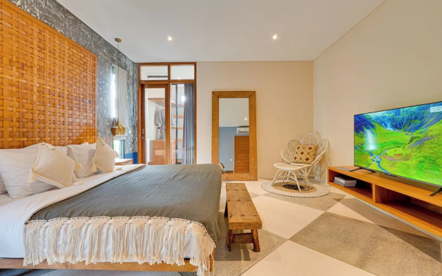 Stylish Canggu Apartment near Berawa Beach