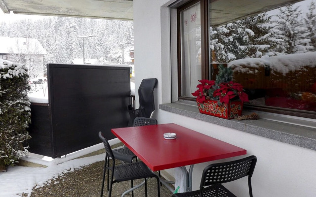 Thalia Lens in Lens With 2 Bedrooms and 3 Bathrooms