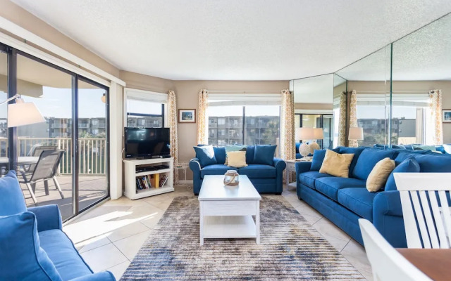 Colony Reef by Vtrips