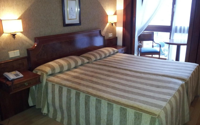 B&B HOTEL Gijón Centro Begoña