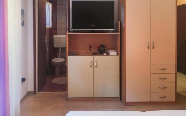 Apartments Milostić