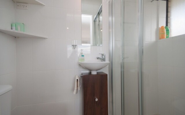 Endeavour, Unit 3/13 Ondine Close,