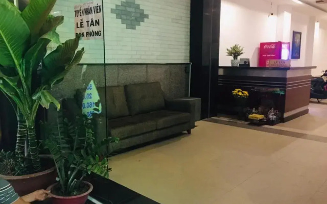 Tan Truong Son Hotel