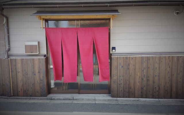 Goodsleep-ya Fushimi-inari