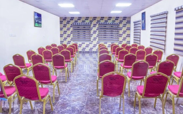 Zubee Villa Hotel