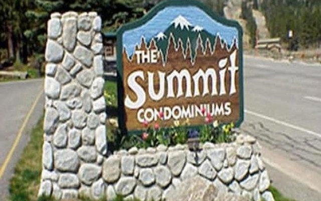 Summit by Grand Mammoth Resorts