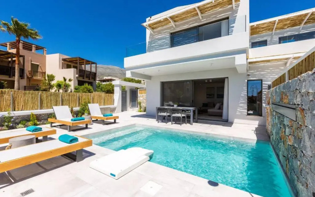 Villa Daphne-Naiades/ 2 bedrooms,luxury,beachfront