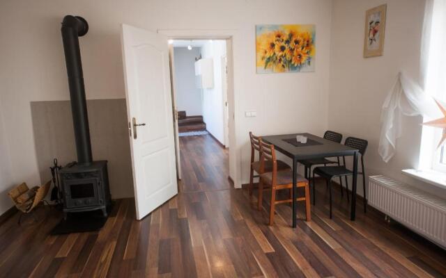 V 12 -Terrace + 3 rooms apartment Vilnius Old Town