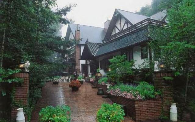 Izumigo Kiyosato Kogen Hotel