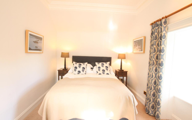The Colonsay Hotel