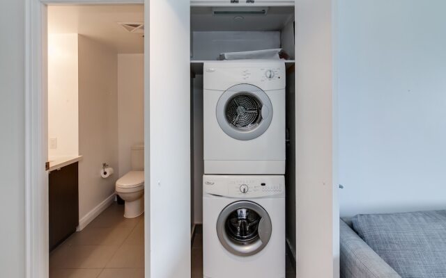 Execstay - Luxury Yorkville Suites